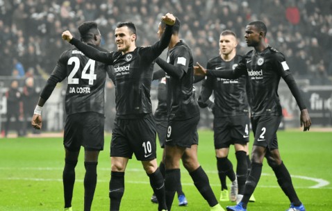 【25129期足彩胜负彩推荐】德甲勒沃库森历史优势VS法兰克福近期强势，谁能笑到最后？