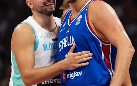 热身赛-约老师10分东契奇17+7 塞尔维亚大胜斯洛文尼亚