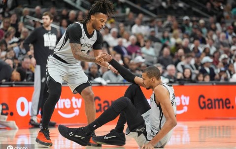 文班亚马16+11卡斯尔40+12+12 马刺胜独行侠