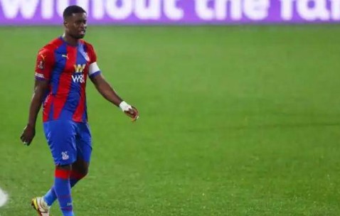 皇马成功签下25岁天才后卫，截胡拜仁和尤文，未来10年后防稳如泰山