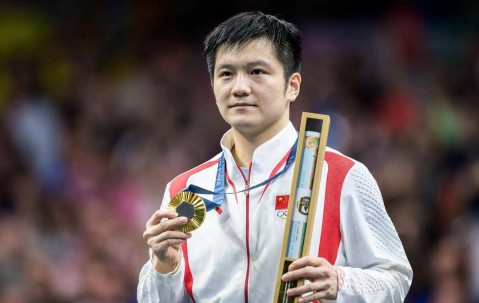 樊振东加盟德甲两月，三次破例震惊体坛，马龙预言成真