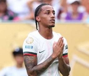 切尔西利物浦面临困境，纪律问题需解决