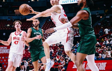 夏联综述：河村勇辉导演逆转 鹈鹕再输双塔全休战