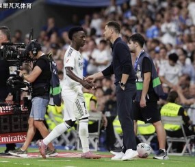 上任半赛季即遭解雇，哈维-阿隆索到底“错在哪”