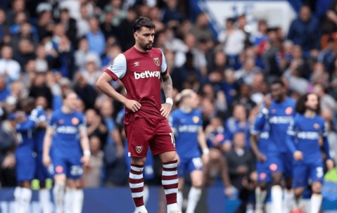 罗马诺权威辟谣：曼联无意引进帕奎塔，冬窗转会市场风向解析