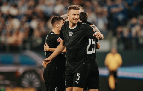 德甲：圣保利vs汉堡，谁能重返胜轨？