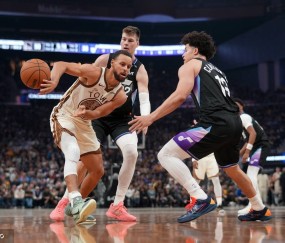 库三疯31分再现控分名场面 反跑挑篮球感已近无敌