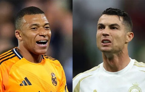 他毫不迟疑地将象征球队绝对核心的10号球衣披上，9号到10号的转变不仅是数字上的变化