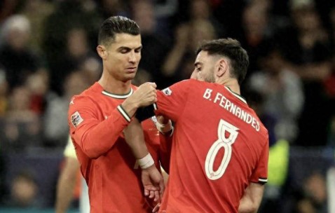 曼联准备明夏清洗队长B费 4500万欧元锁定德甲24岁中场新星施蒂勒