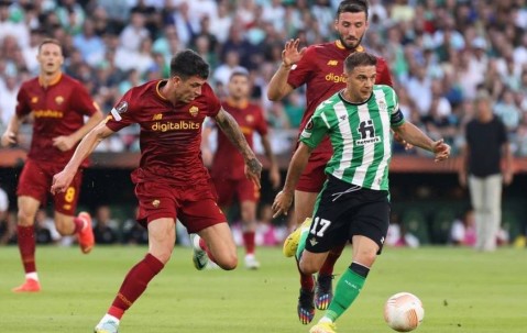 西甲：埃尔切VS皇家贝蒂斯 今日最新精准比分预测英超 利兹联VS埃弗顿